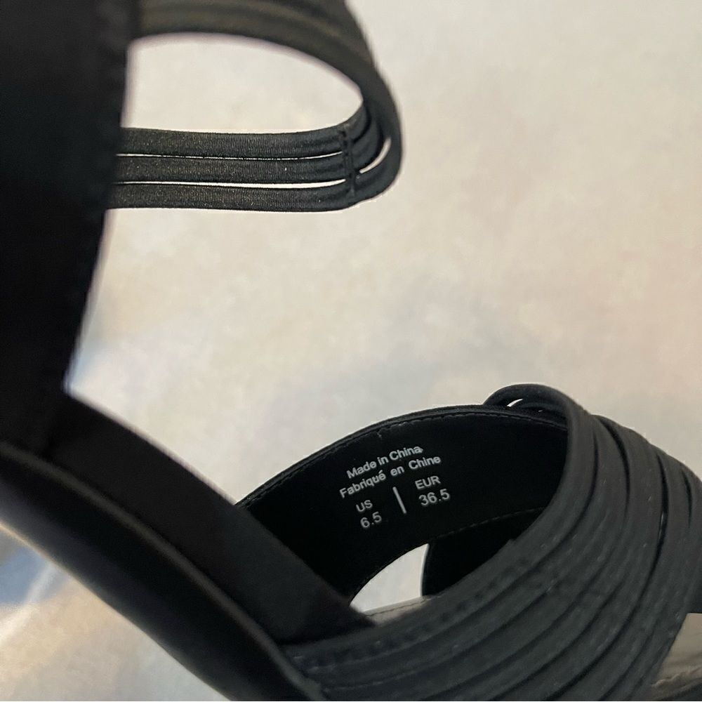 Luca Ferri Heels - Picture 4 of 5
